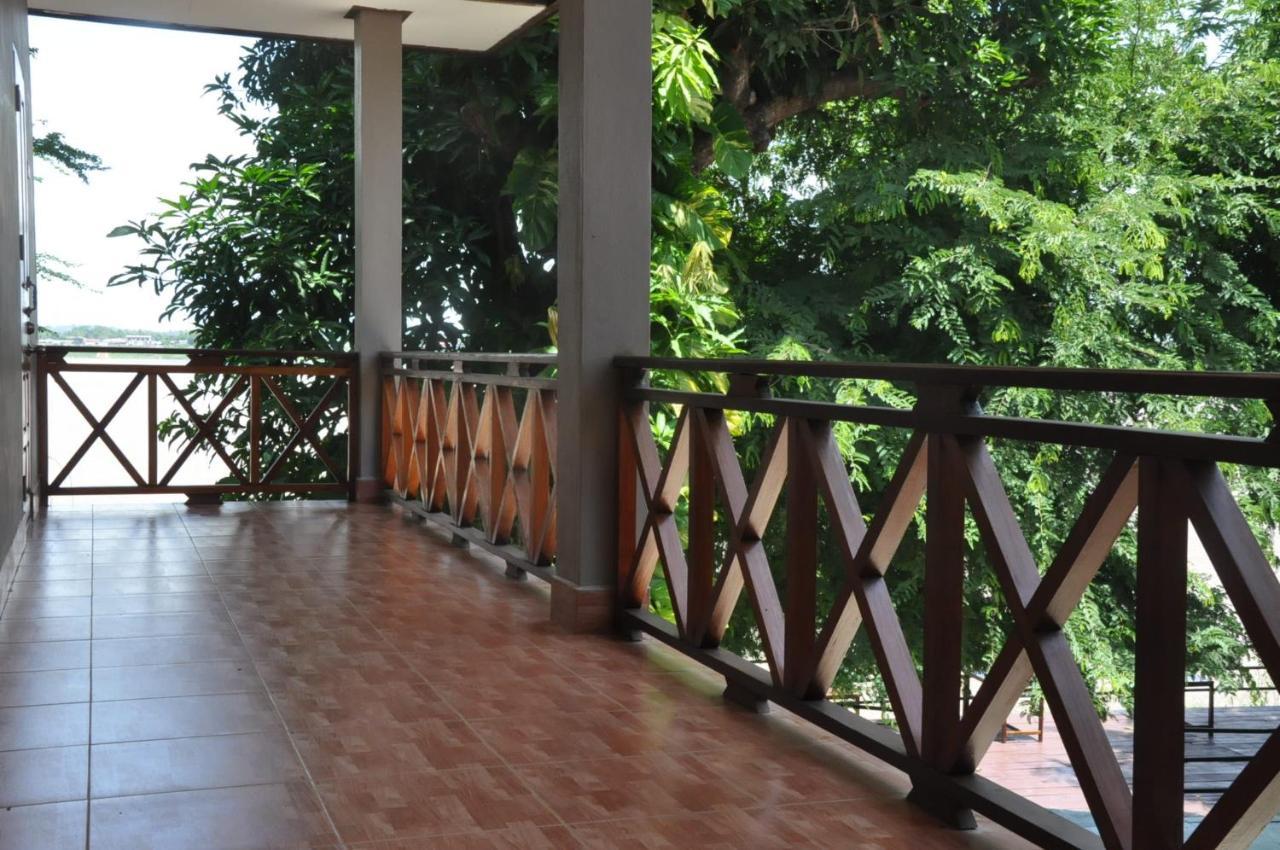 Pilgrim'S Kitchen & Inn Savannakhet Eksteriør bilde