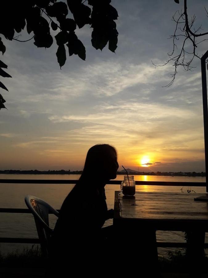 Pilgrim'S Kitchen & Inn Savannakhet Eksteriør bilde